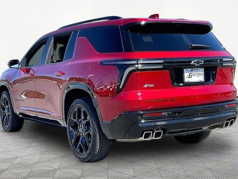 Used 2024 Chevrolet Traverse RS image 4