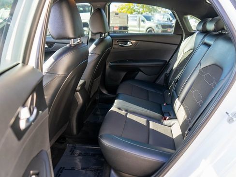 Used 2022 Kia Forte GT-Line image 12