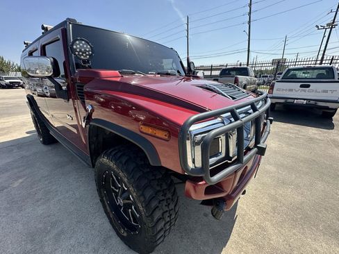 Used 2003 HUMMER H2 w/ Preferred Equipment Group AWD/4WD image 49