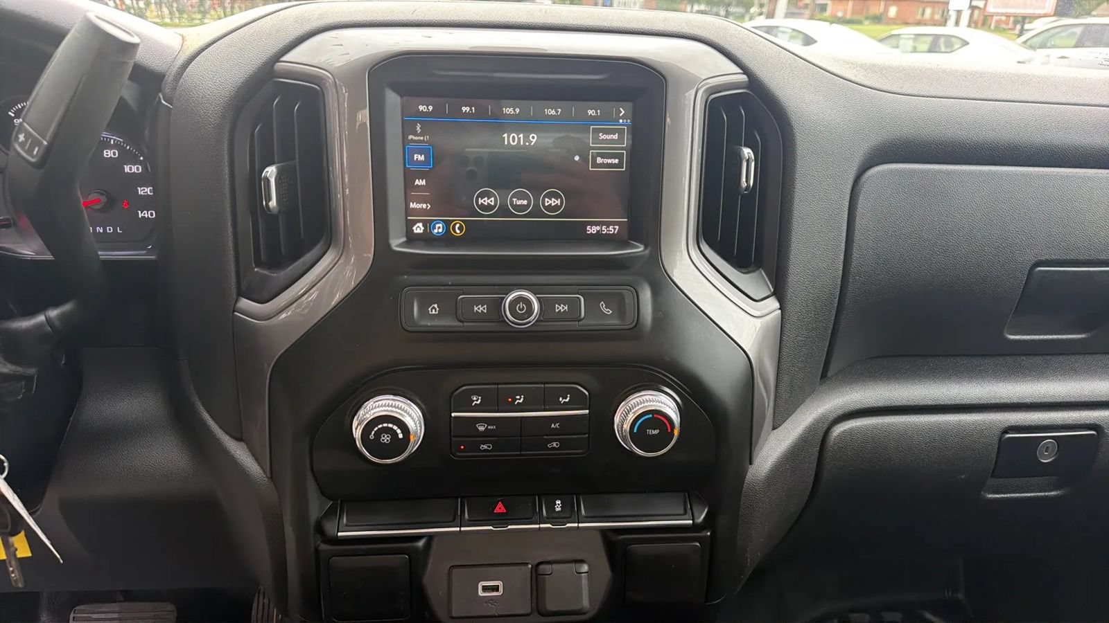 Used 2019 GMC Sierra 1500 4x4 Regular Cab image 17