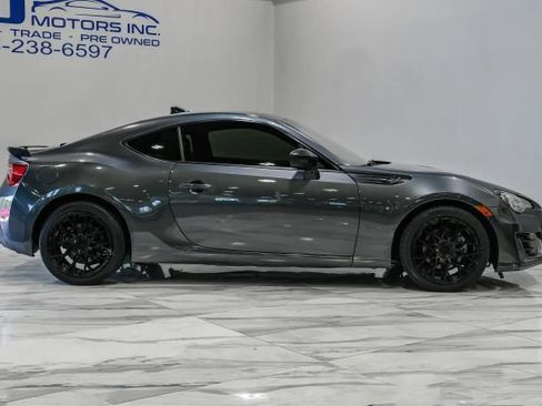 Used 2018 Subaru BRZ Limited w/ Popular Package #3 RWD image 10