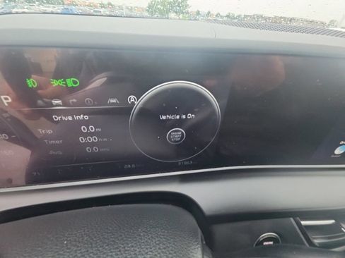 Used 2025 Kia Seltos EX w/ EX Sunroof Package FWD image 14