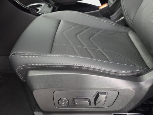 New 2026 BMW X1 xDrive28i w/ Convenience Package image 28