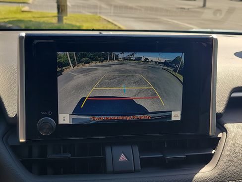 Certified 2025 Toyota RAV4 XLE FWD image 23