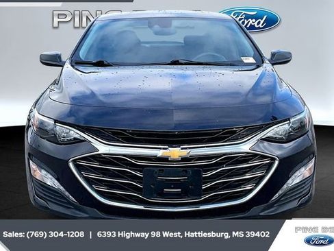 Used 2023 Chevrolet Malibu LT image 3