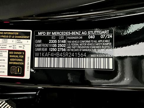 Used 2025 Mercedes-Benz C 300 4MATIC Sedan image 30