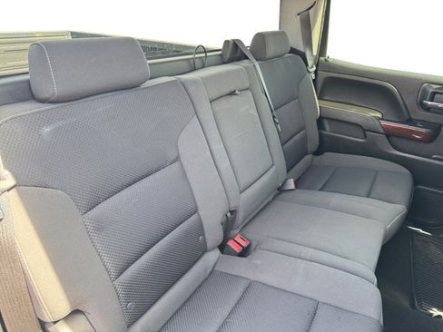 Used 2018 GMC Sierra 1500 SLE w/ SLE Value Package AWD/4WD image 18