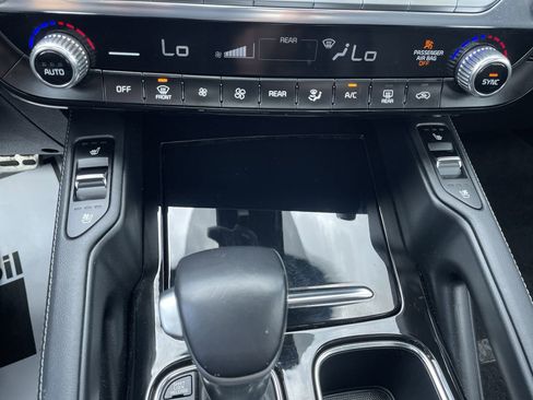 Used 2023 Kia Telluride SX Prestige X-Pro image 17