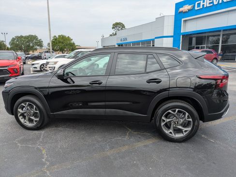 New 2026 Chevrolet Trax LT FWD image 27