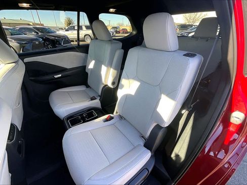 Used 2026 Lexus TX 350 AWD image 19