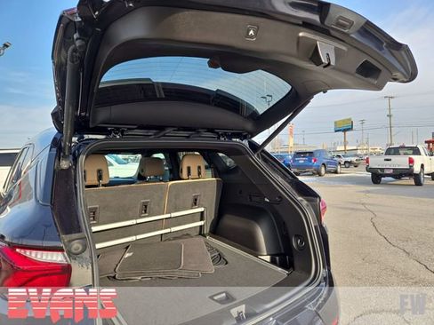 Used 2020 Chevrolet Blazer Premier w/ Driver Confidence II Package image 29