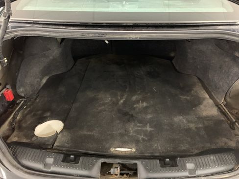 Used 2014 Ford Taurus Base image 20