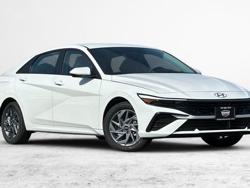 New 2026 Hyundai Elantra Blue image 2