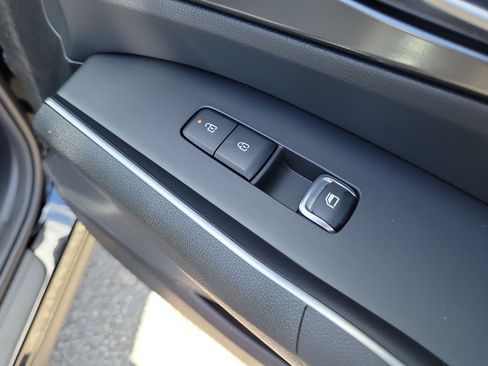 New 2026 Kia Sorento LX FWD image 11