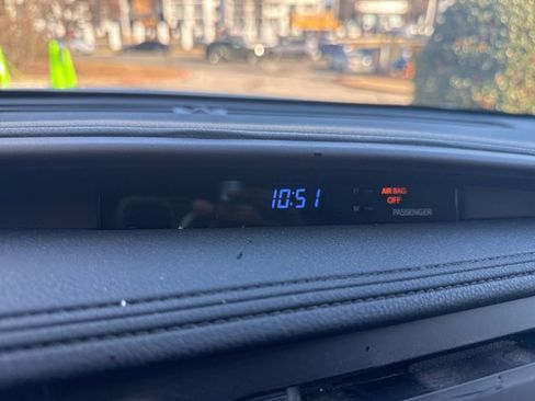 Used 2018 Toyota Highlander LE image 20