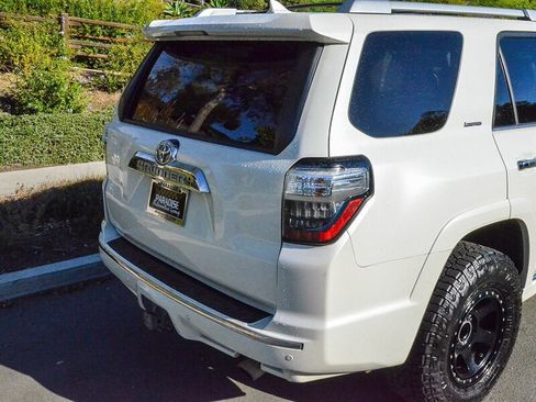 Used 2015 Toyota 4Runner Limited image 13