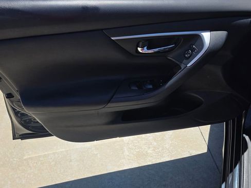 Used 2017 Nissan Altima 2.5 SV FWD image 22
