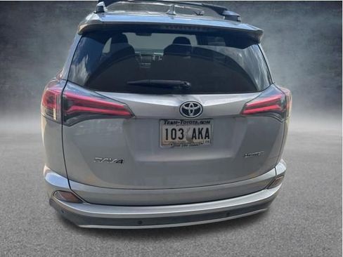 Used 2016 Toyota RAV4 Limited w/ Advanced Technology Package FWD image 5