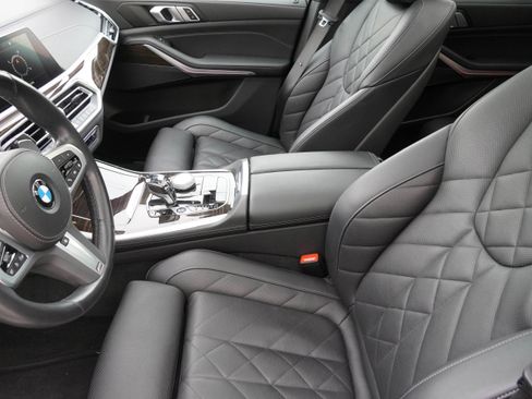 Certified 2023 BMW X5 xDrive40i w/ M Sport Package image 11