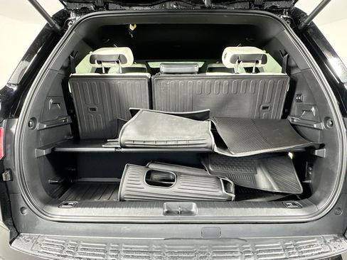 Certified 2023 Toyota Sequoia Capstone AWD/4WD image 29