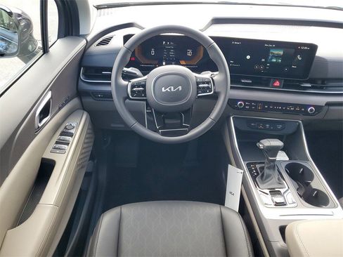 New 2026 Kia Carnival EX image 26