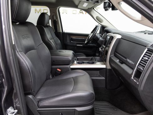 Used 2016 RAM 1500 Laramie w/ Convenience Group image 14