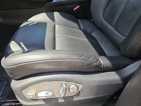 Used 2016 Porsche Macan S AWD/4WD image 25