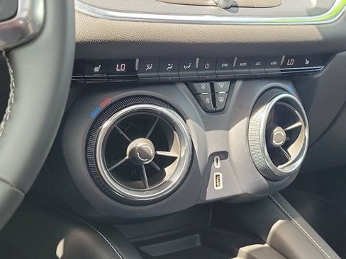 Used 2024 Chevrolet Blazer LT w/ Sound & Technology Package FWD image 26