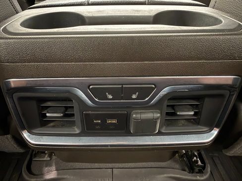 Used 2023 GMC Sierra 2500 Denali w/ Denali Ultimate Package AWD/4WD image 27