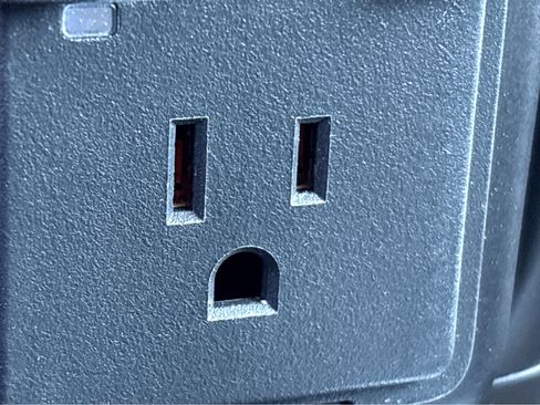 Used 2019 Chevrolet Silverado 1500 LTZ w/ LTZ Convenience Package image 32