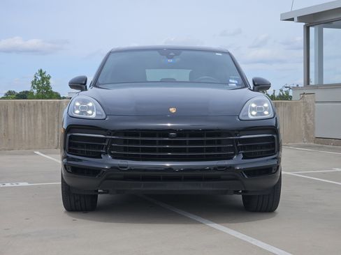 Used 2020 Porsche Cayenne image 11