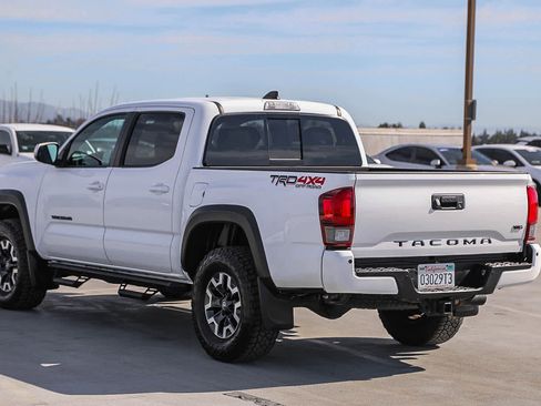 Certified 2023 Toyota Tacoma TRD Off-Road w/ TRD Premium Off Road Package image 8