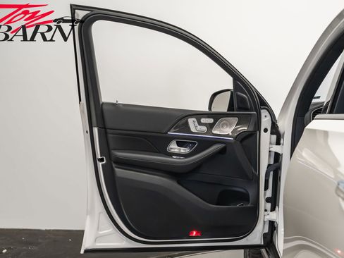 Used 2022 Mercedes-Benz GLS 63 AMG 4MATIC image 24