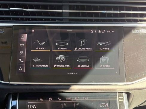 Used 2025 Audi Q8 Prestige image 14