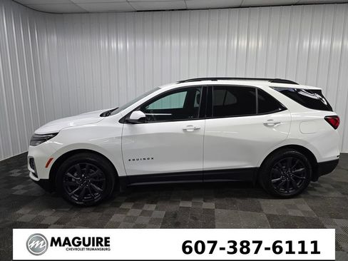 Used 2022 Chevrolet Equinox RS AWD/4WD image 5