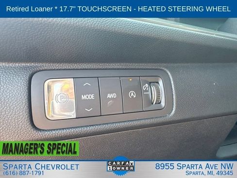 Used 2025 Chevrolet Traverse LT AWD/4WD image 16