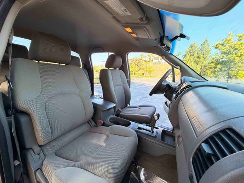 Used 2006 Nissan Frontier SE w/ (P01) Power Pkg image 27