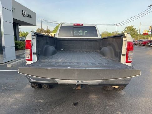 Used 2024 RAM 3500 Tradesman w/ Chrome Appearance Group AWD/4WD image 35