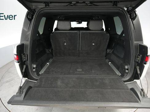 Used 2025 Rivian R1S Adventure AWD/4WD image 8