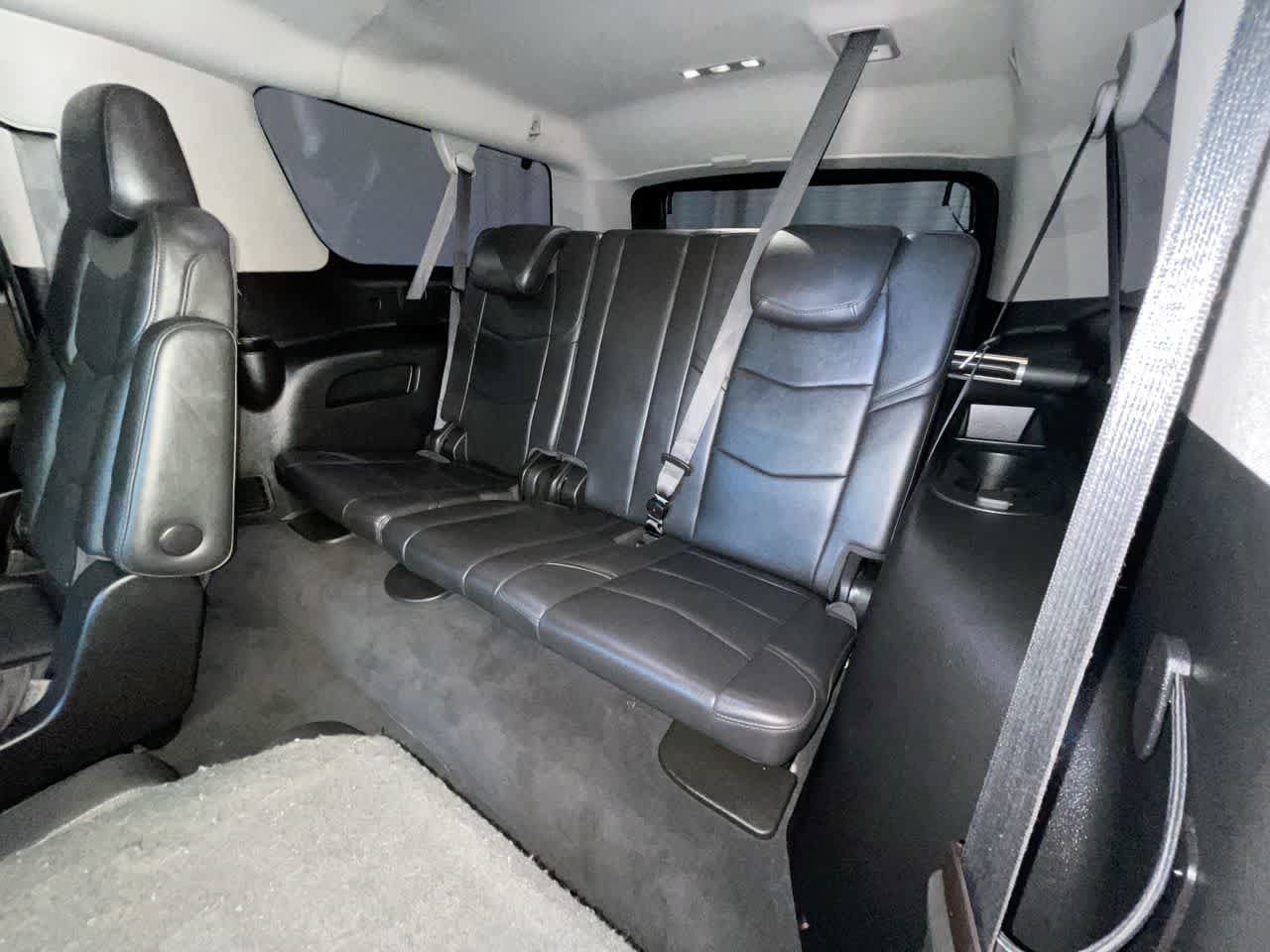 Used 2018 Cadillac Escalade ESV Premium Luxury AWD/4WD image 24