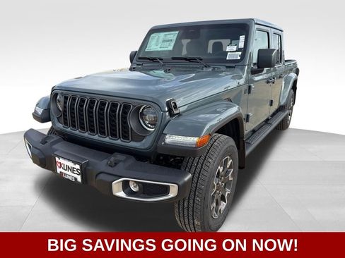 New 2026 Jeep Gladiator Sport image 8