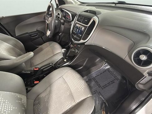 Used 2019 Chevrolet Sonic LT image 30