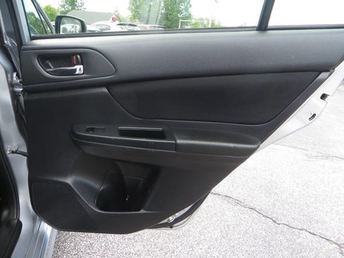 Used 2014 Subaru Impreza 2.0i Sport Premium image 12