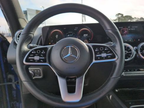 Used 2022 Mercedes-Benz GLB 250 image 23