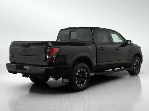 Used 2020 Nissan Titan PRO-4X w/ Pro-4x Convenience Package image 5