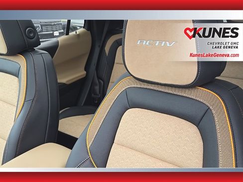 New 2026 Chevrolet Equinox ACTIV w/ Convenience Package III AWD/4WD image 16