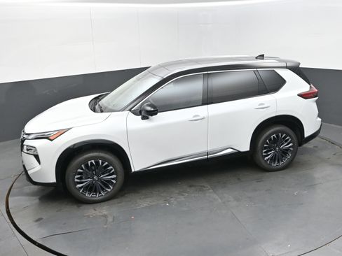 New 2026 Nissan Rogue Platinum w/ Platinum Premium Package image 35