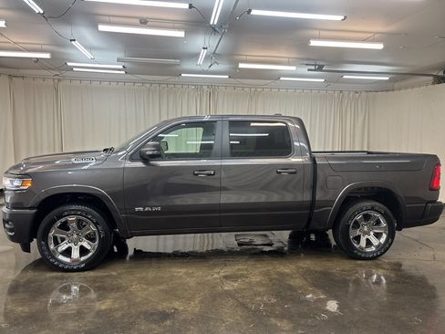 New 2026 RAM 1500 Big Horn AWD/4WD image 10