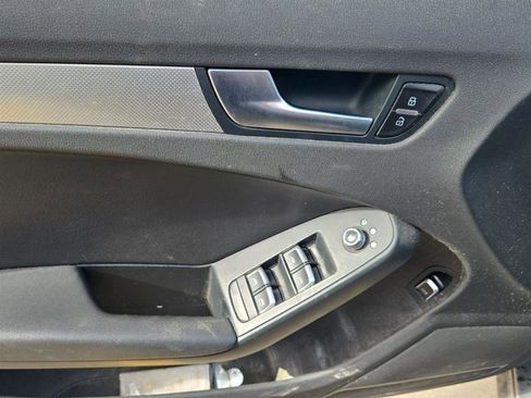 Used 2016 Audi A4 2.0T Premium image 13