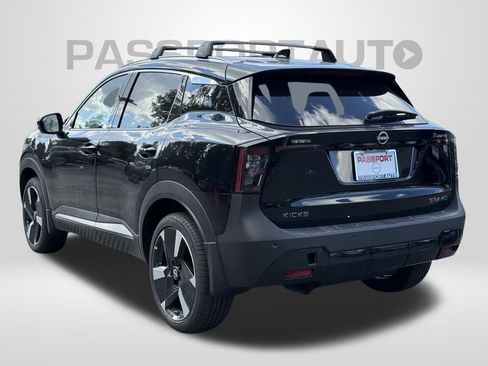 New 2026 Nissan Kicks SR w/ SR Premium Package image 4
